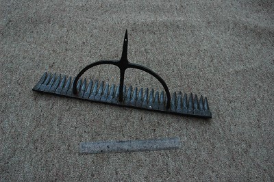 157. Daisy rake
