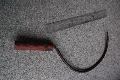 436. Reaping or sheaf hook
