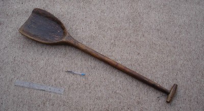 494. Wooden drainage shovel
