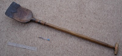 Drain spade