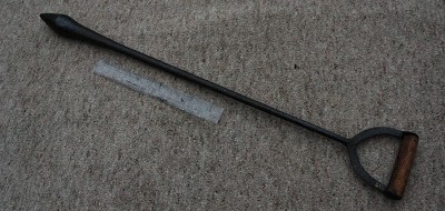 610. Iron dibber