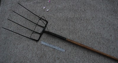 642. Barley cocking fork