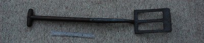 645. Clay spade