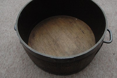 657. Bushel made 1892 (rare)